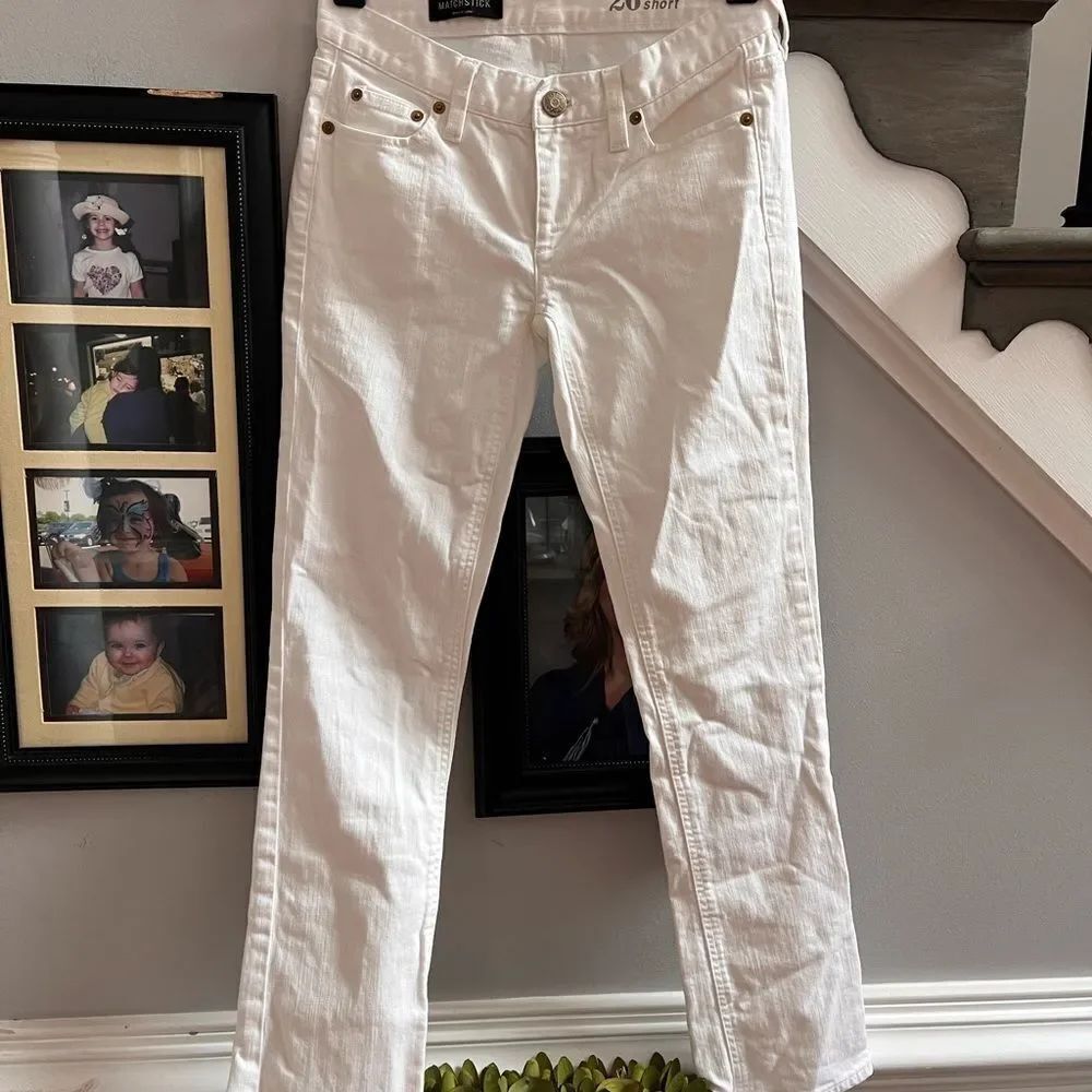 J. Crew Matchstick White Jeans sz 26S EUC